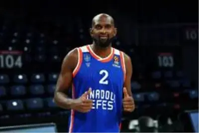 Anadolu Efes, Chris Singleton'ın sözleşmesini uzattı Anadolu Efes, Chris Singleton'ın sözleşmesini uzattı
