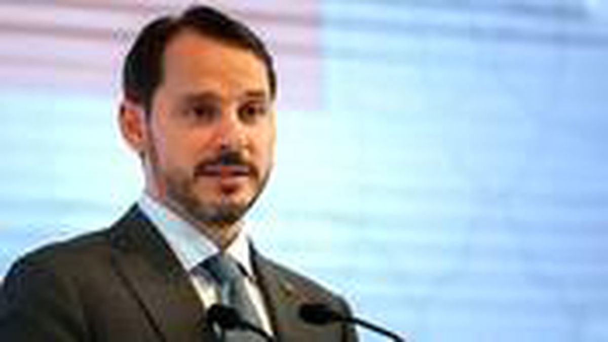 Bakan Albayrak, BDDK'nın vatandaşların kredi borcu için bankalara verdiği talimatı değerlendirdi