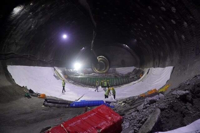 İstanbul Havalimanı Metro Hattı'nın yüzde 71'i tamamlandı İstanbul Havalimanı Metro Hattı'nın yüzde 71'i tamamlandı