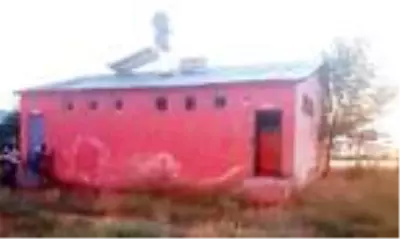 Kayıp danalar, halı sahanın soyunma odasında bulundu Kayıp danalar, halı sahanın soyunma odasında bulundu