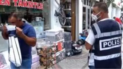 Koronavirüs denetiminde polisi gören vatandaşlar, sosyal mesafe düzenine geçmesi ilginç anlara sahne oldu Koronavirüs denetiminde polisi gören vatandaşlar, sosyal mesafe düzenine geçmesi ilginç anlara sahne oldu