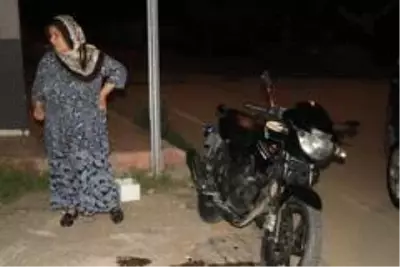 Motosiklet hırsızları suçüstü polise yakalandı Motosiklet hırsızları suçüstü polise yakalandı