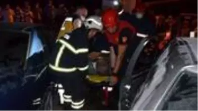 Ordu’da iki otomobil kafa kafaya çarpıştı: 6 kişi ağır yaralandı