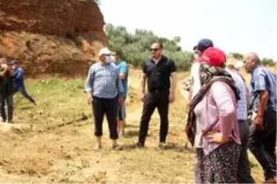 Sarıgöl'de dolu ve fırtına zarara yol açtı