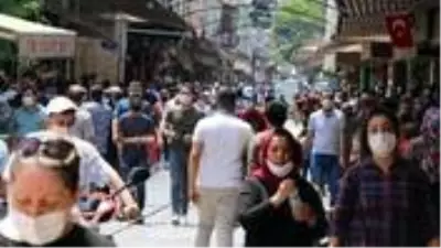 Vakaların arttığı Gaziantep'te Kaymakam'dan vatandaşlara çağrı: Evlerinizde kalmanız ve tedbirlere uymanız önemli Vakaların arttığı Gaziantep'te Kaymakam'dan vatandaşlara çağrı: Evlerinizde kalmanız ve tedbirlere uymanız önemli