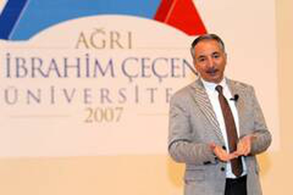 AİÇÜ Rektörü Karabulut, 'Ağrı bir sağlık kenti olacak'