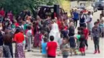 ATAŞEHİR’DE ’SOSYAL MESAFESİZ DÜĞÜN’E BUGÜN DE DEVAM ETMEK İSTEDİLER