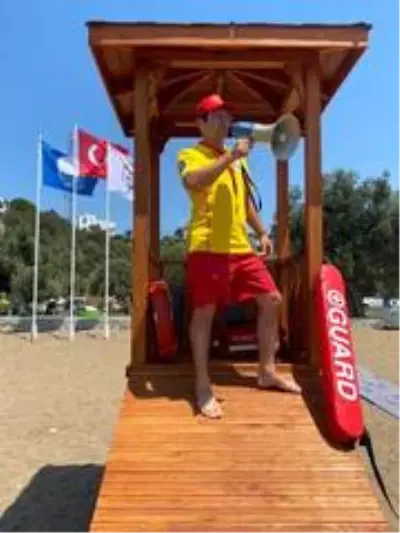 Burhaniye'de cankurtaranlar göreve başladı Burhaniye'de cankurtaranlar göreve başladı