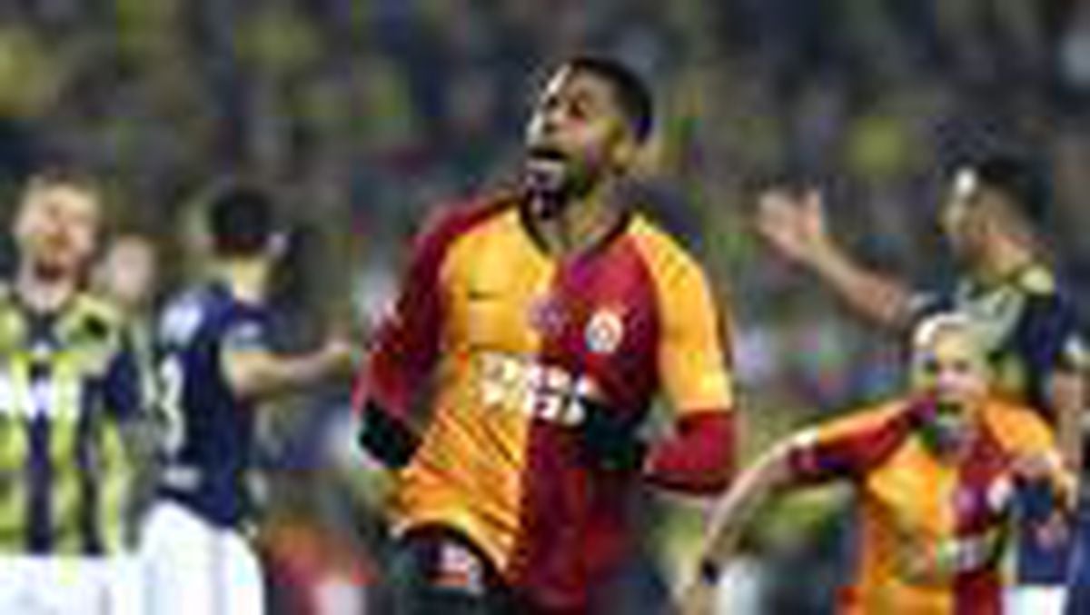 Galatasaray, Ryan Donk'la 1+1 yıllık anlaşmaya vardı