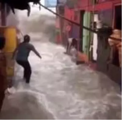 Hindistan'nın Mumbai kentinde sel felaketi Hindistan'nın Mumbai kentinde sel felaketi
