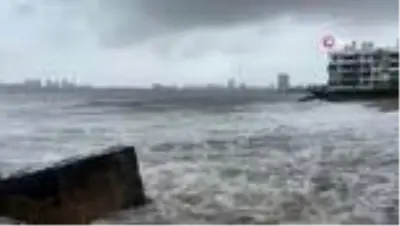 - Hindistan'nın Mumbai kentinde sel felaketi - Hindistan'nın Mumbai kentinde sel felaketi