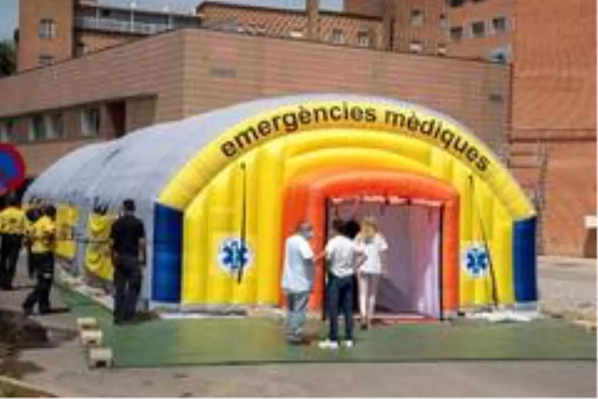 İspanya'nın özerk bölgesi Katalonya'da maske takma zorunluluğu