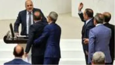 Meclis'te çoklu baro teklifi görüşülürken tartışma çıktı Meclis'te çoklu baro teklifi görüşülürken tartışma çıktı