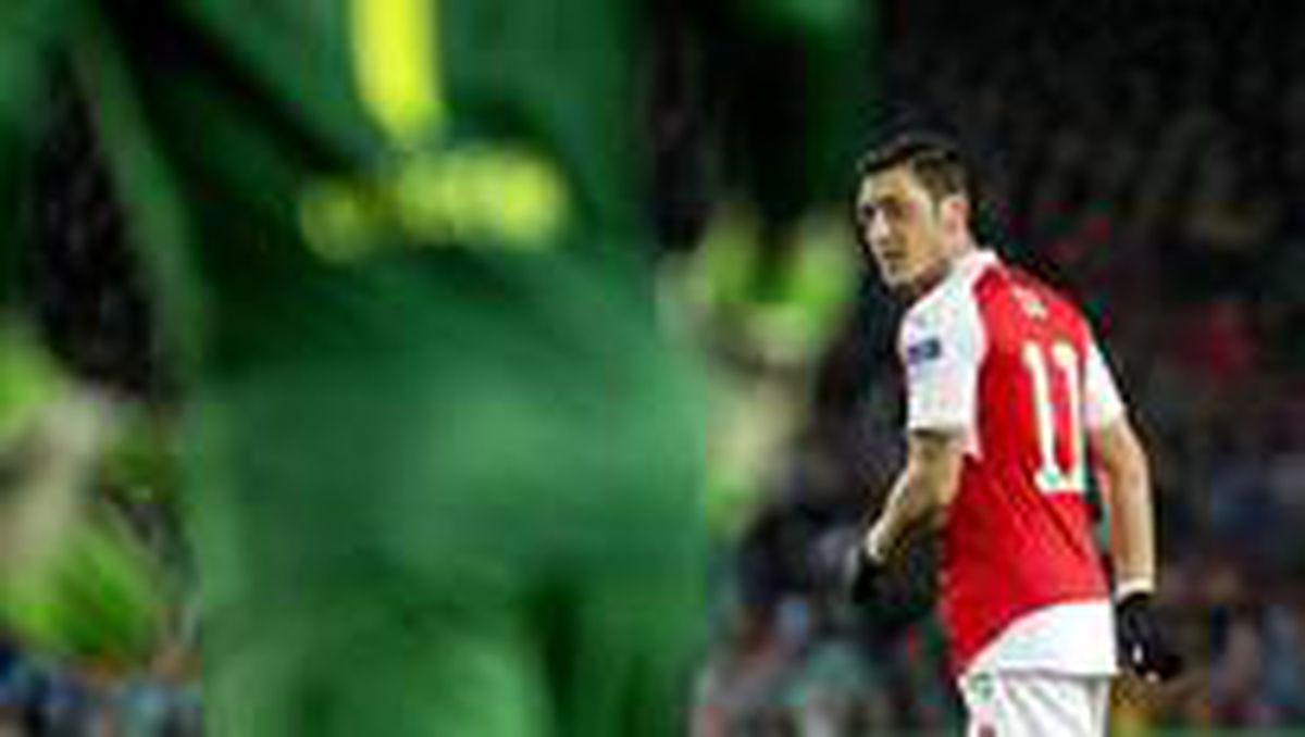 Mesut Özil'in Türkiye ya da ABD'ye transfer olacağı iddia edildi