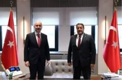 Milletvekili Fendoğlu, Malatya'nın sorunlarını Bakan Karaismailoğlu'na iletti Milletvekili Fendoğlu, Malatya'nın sorunlarını Bakan Karaismailoğlu'na iletti