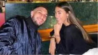Napoli'li Matteo Politano, sevgilisiyle dudak dudağa fotoğrafını paylaştı Napoli'li Matteo Politano, sevgilisiyle dudak dudağa fotoğrafını paylaştı