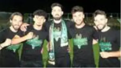 Süper Lig'in efsane kulübü Kocaelispor'da 2. Lig sevinci Süper Lig'in efsane kulübü Kocaelispor'da 2. Lig sevinci