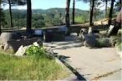 Tarihi Niksar Kalesi, ziyaretçilerini bekliyor Tarihi Niksar Kalesi, ziyaretçilerini bekliyor