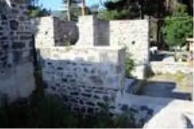 Tarihi Niksar Kalesi, ziyaretçilerini bekliyor Tarihi Niksar Kalesi, ziyaretçilerini bekliyor