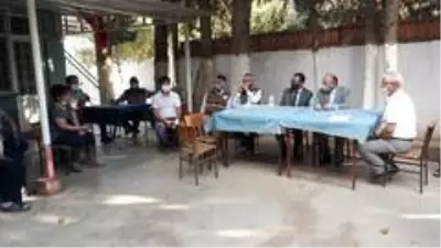 Vali Karadeniz Alaşehir'de incelemelerde bulundu Vali Karadeniz Alaşehir'de incelemelerde bulundu