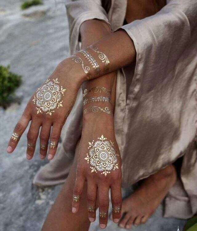 Yeni dövme modası Hint kınası modelleri! En güzel beyaz Hint kınası dövme desenleri