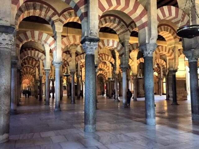 Ayasofya Camii'ne dünyadan tepkiler gelirken İspanya'daki Cordoba Katedrali örneği unutuluyor
