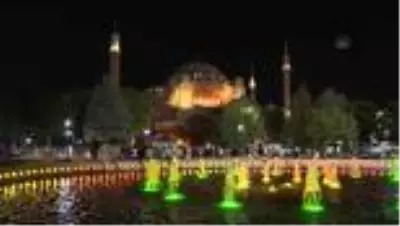 Son dakika! Ayasofya'da yatsı ezanı Son dakika! Ayasofya'da yatsı ezanı