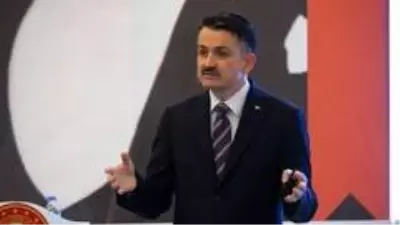 Bakan Pakdemirli, konuşmasını yarıda kesip Ayasofya müjdesini verdi