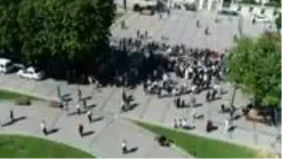 Danıştay'ın müze kararını iptal etmesiyle Ayasofya önünde 'Ya Allah Bismillah Allahu Ekber' sesleri yükseldi Danıştay'ın müze kararını iptal etmesiyle Ayasofya önünde 'Ya Allah Bismillah Allahu Ekber' sesleri yükseldi