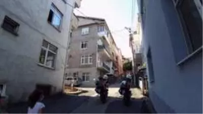 Evde tek başına yaşayan kadın ölü bulundu Evde tek başına yaşayan kadın ölü bulundu