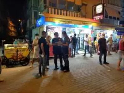 Gemlik sahillerinde maske ve sosyal mesafe kontrolleri yapıldı Gemlik sahillerinde maske ve sosyal mesafe kontrolleri yapıldı