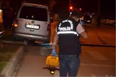 Hafif ticari aracın çarptığı yaşlı adam yaralandı Hafif ticari aracın çarptığı yaşlı adam yaralandı