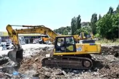 Havaalanı yolunda yıllardır beklenen proje hayata geçiyor Havaalanı yolunda yıllardır beklenen proje hayata geçiyor