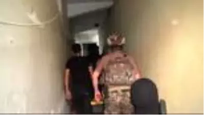 HDP Kozluk İlçe Teşkilatı binasında arama HDP Kozluk İlçe Teşkilatı binasında arama