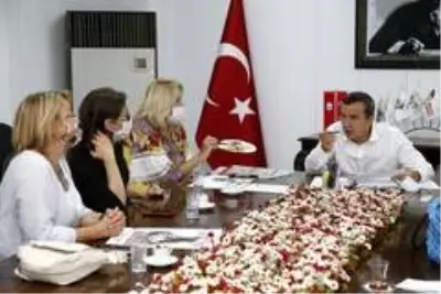 Son dakika haberleri! Konak'ta can dostlar için ortak çalışma Son dakika haberleri! Konak'ta can dostlar için ortak çalışma