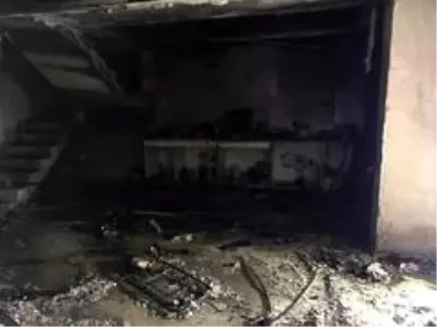 Kuşadası'nda boş villa yandı