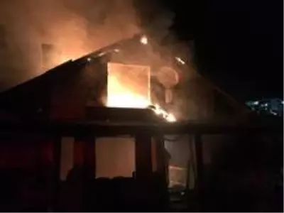 Kuşadası'nda boş villa yandı Kuşadası'nda boş villa yandı