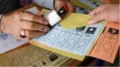 ORC'nin son seçim anketinde dikkat çeken sonuçlar! Sadece dört parti seçim barajını geçebildi ORC'nin son seçim anketinde dikkat çeken sonuçlar! Sadece dört parti seçim barajını geçebildi