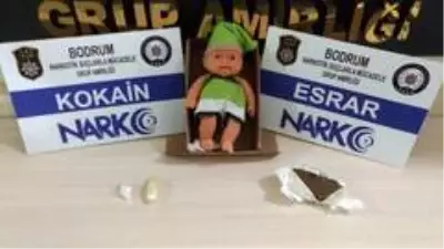 Oyuncak bebeğin içinden uyuşturucu çıktı Oyuncak bebeğin içinden uyuşturucu çıktı