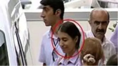 Son Dakika: FETÖ'ye üyelikten kırmızı bültenle aranan firari hakim Menekşe Uyar Ankara'da yakalandı Son Dakika: FETÖ'ye üyelikten kırmızı bültenle aranan firari hakim Menekşe Uyar Ankara'da yakalandı