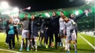 Son Dakika: Medipol Başakşehir Kopenhag'ı elerse, UEFA Avrupa Ligi çeyrek finalinde LASK Linz-Manchester United maçının galibiyle oynayacak Son Dakika: Medipol Başakşehir Kopenhag'ı elerse, UEFA Avrupa Ligi çeyrek finalinde LASK Linz-Manchester United maçının galibiyle oynayacak