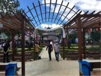 Sultanbeyli'de Adnan Menderes Parkı kapılarını açtı Sultanbeyli'de Adnan Menderes Parkı kapılarını açtı