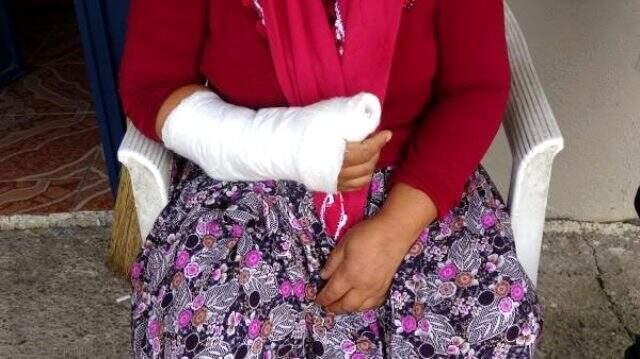 Talihsiz kadın, 5 yıl önce kızını vermediği aile tarafından öldüresiye dövüldü Talihsiz kadın, 5 yıl önce kızını vermediği aile tarafından öldüresiye dövüldü