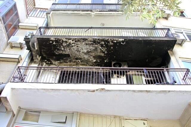 Üst üste iki gün evinde yangın çıkan genç, bina sakinleri tarafından dövüldü Üst üste iki gün evinde yangın çıkan genç, bina sakinleri tarafından dövüldü