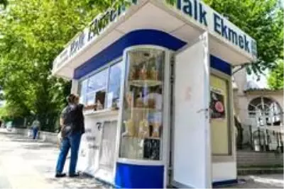 45 Halk Ekmek Satış Büfesi yeni sahiplerine teslim edildi