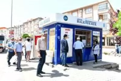 45 Halk Ekmek Satış Büfesi yeni sahiplerine teslim edildi 45 Halk Ekmek Satış Büfesi yeni sahiplerine teslim edildi