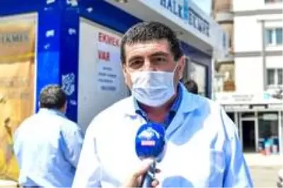 45 Halk Ekmek Satış Büfesi yeni sahiplerine teslim edildi 45 Halk Ekmek Satış Büfesi yeni sahiplerine teslim edildi