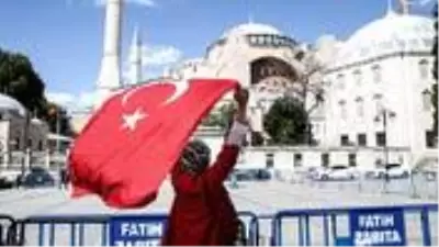 Ayasofya'nın yeniden cami olmasına dünyadan destek yağdı Ayasofya'nın yeniden cami olmasına dünyadan destek yağdı