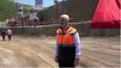 Bakan Karaismailoğlu, Bitlis ve Tatvan’da projeleri inceledi