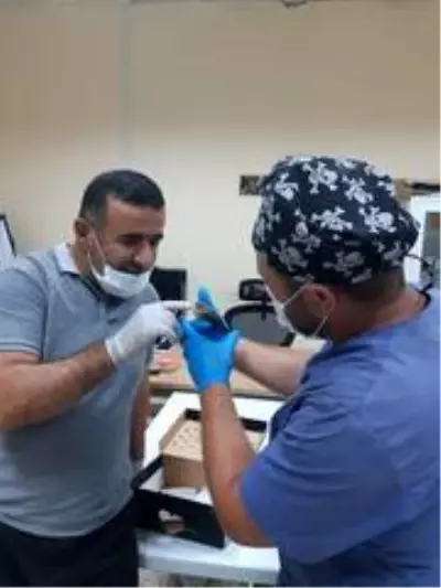 Belediye ekibinden Ebabil kuşuna şefkat eli Belediye ekibinden Ebabil kuşuna şefkat eli